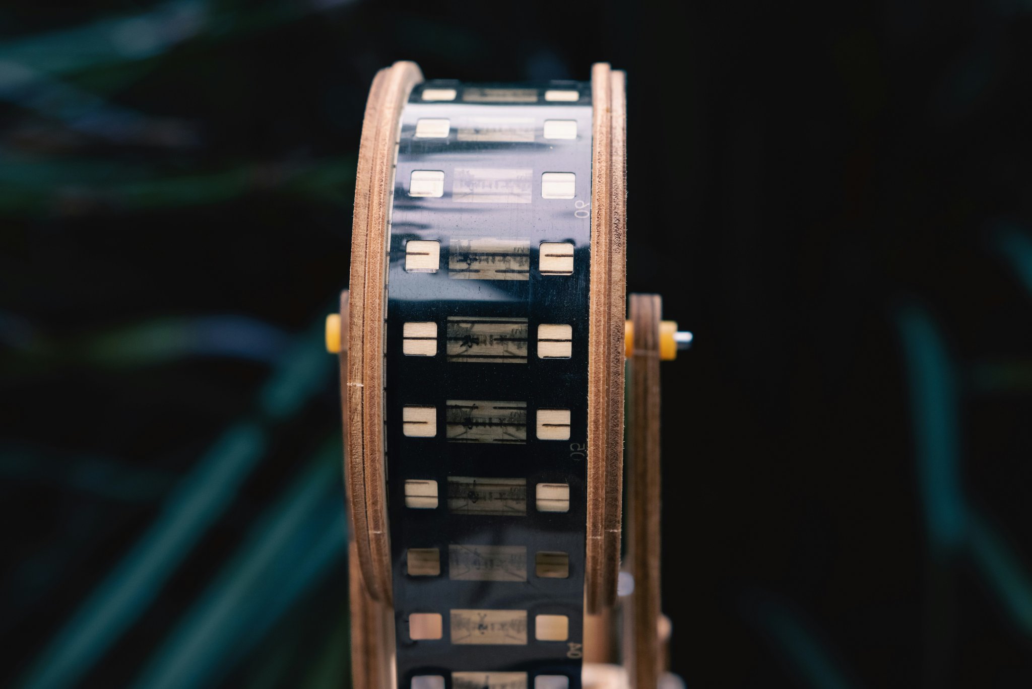 A setup image showing multiple devices connected for testing video playback across platforms.