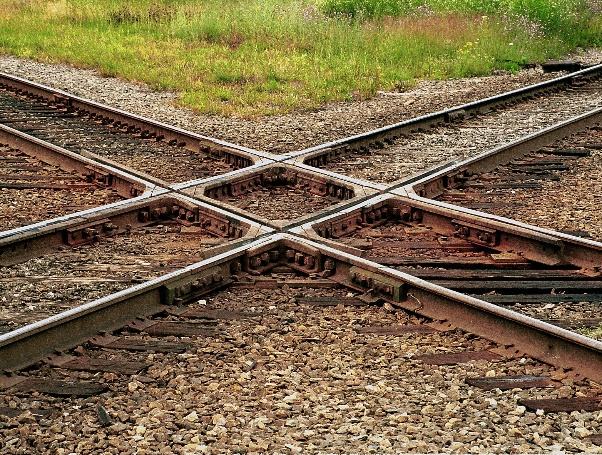 Flowchart illustrating steps for setting up streaming pipelines