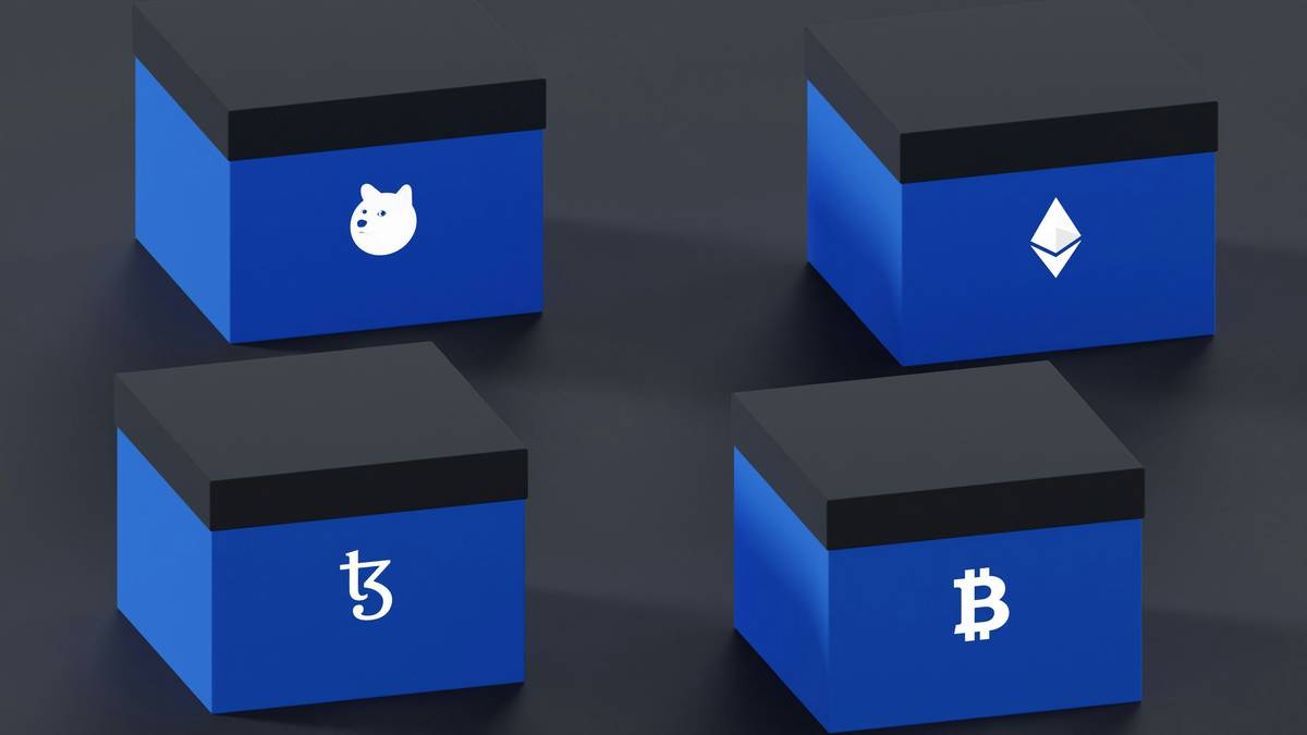 Comparison table of HLS, DASH, and WebRTC